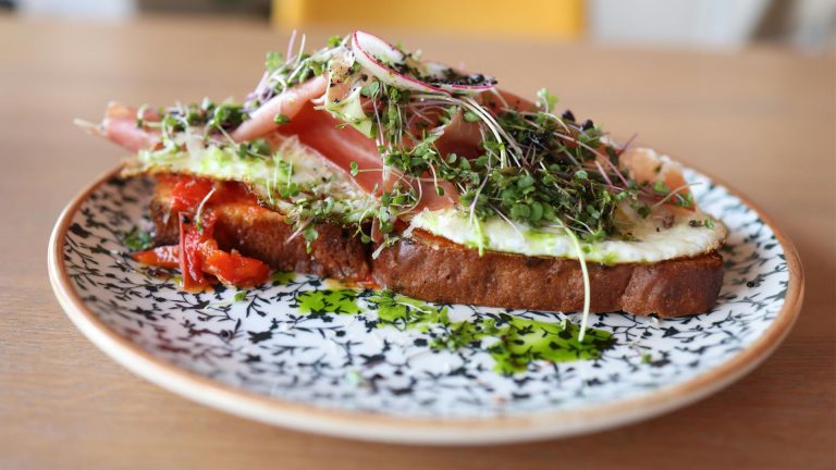 What to eat with sourdough bread? – best sourdough pairings!