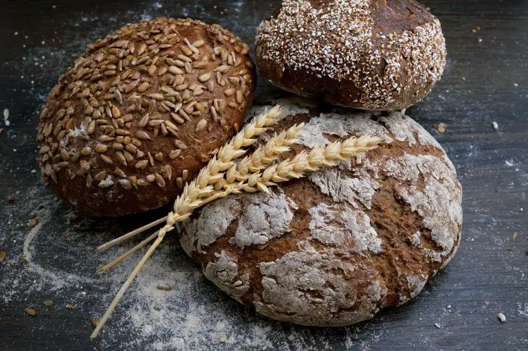 Here you can see the crispy, wonderful smelling Franziskaner-loaf and rye whole-grain tin loaf all baked by Franziskaner bakery in Bozen (Italy)