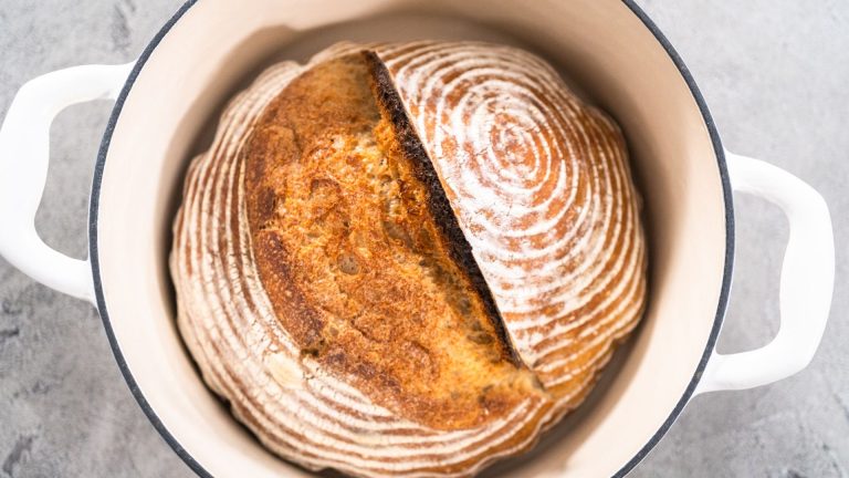 Sourdough bread for beginners: your guide from starter to loaf