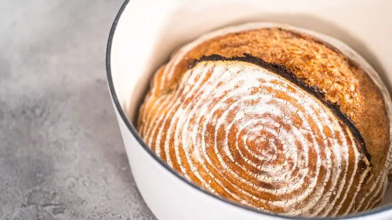 Sourdough bread for beginners: your guide from starter to loaf