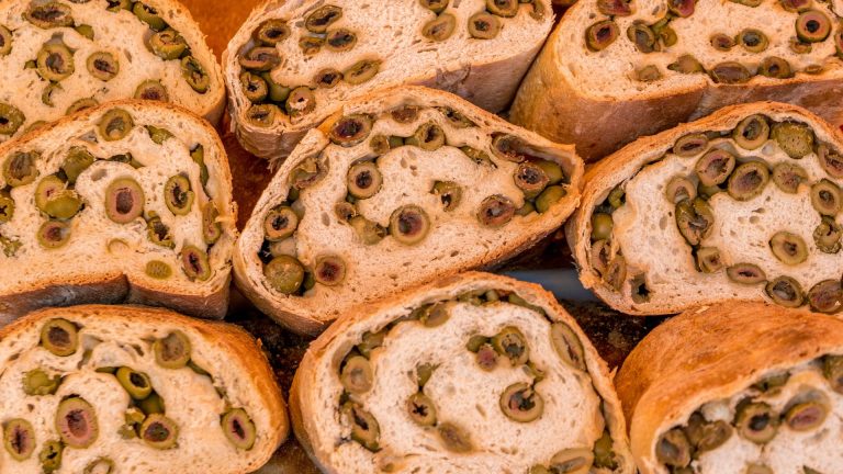Sourdough olive bread recipe for olive lovers