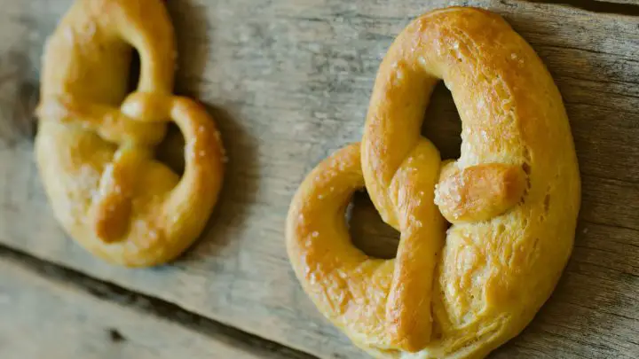 Delicious and soft sourdough pretzels
