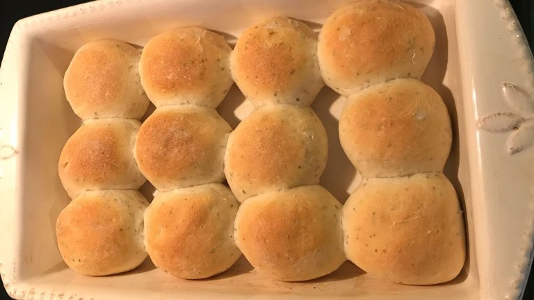Sourdough dinner rolls that are super soft and super delicious!