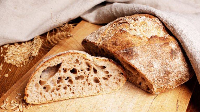 Common problems with sourdough bread + best solutions