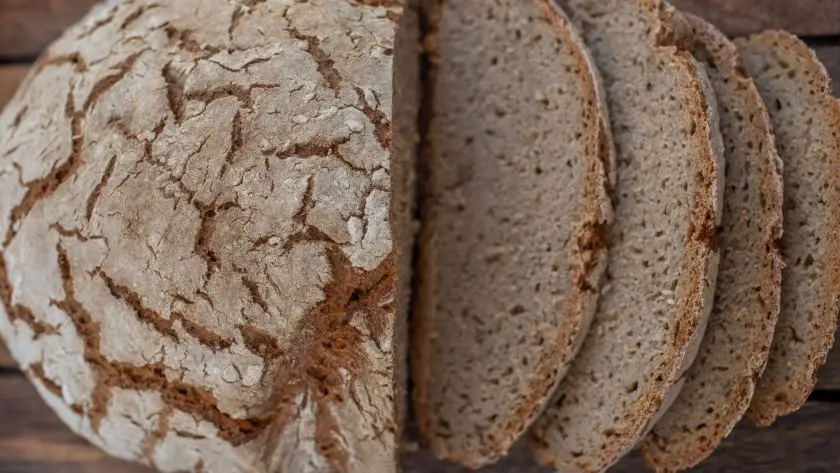 Sourdough rye bread recipe: tips, tricks, and techniques