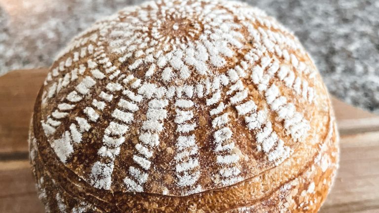 Soft sourdough bread [easy recipe]