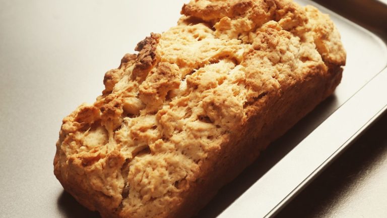 How to make sourdough beer bread – try it now!