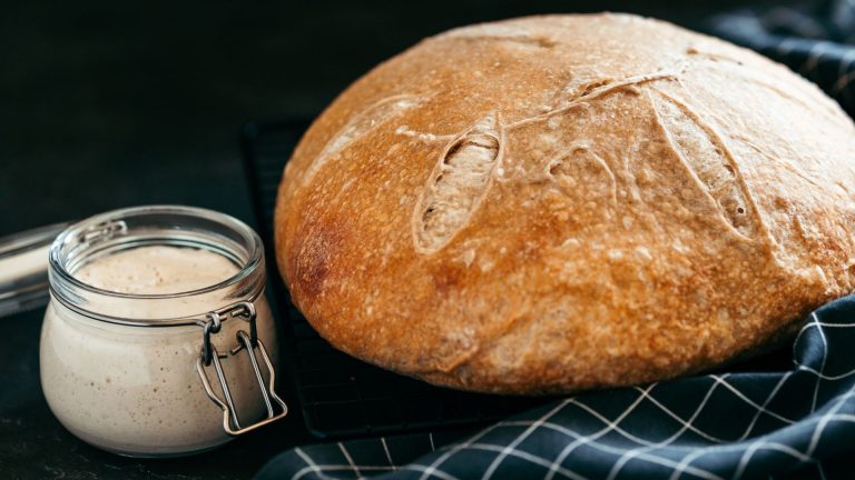How soon after feeding sourdough starter can i use it (simple guide)