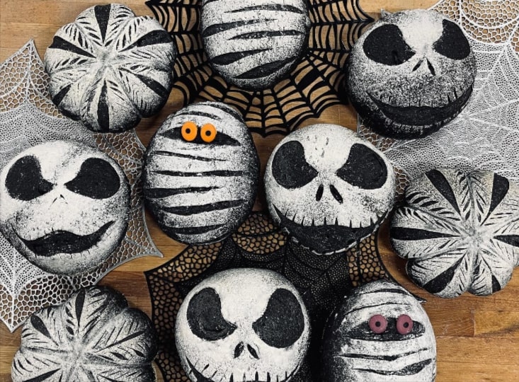 The ultimate guide to halloween sourdough scoring
