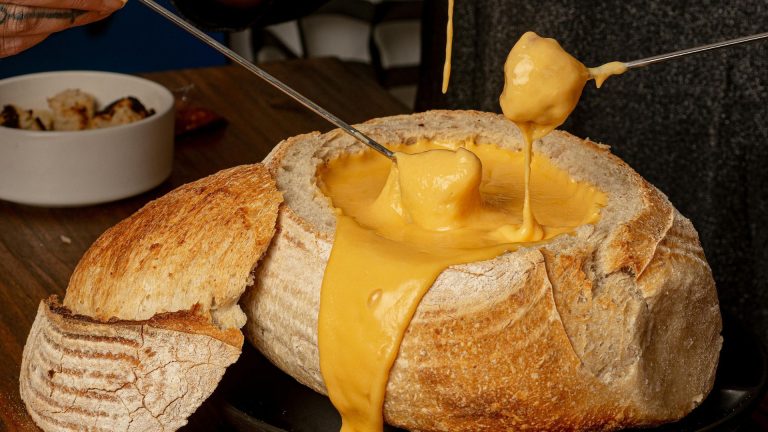 How to make sourdough bread bowls at home [step by step guide]