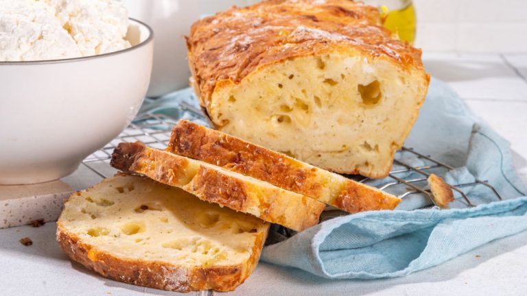 8 amazing cottage cheese bread recipes