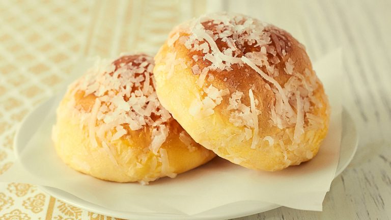 Explore cozy with these 6 sweet bread recipes (2)