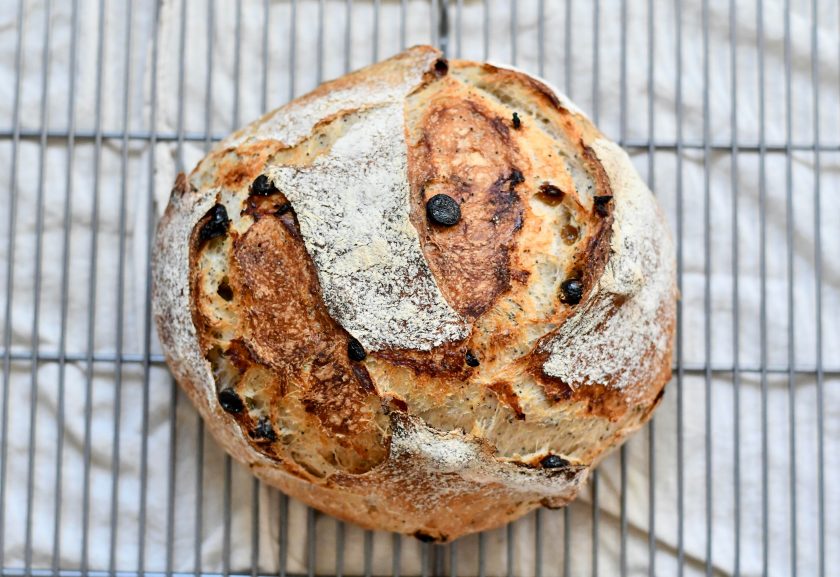 Easy sourdough bread
