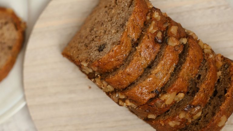 Cinnamon banana bread