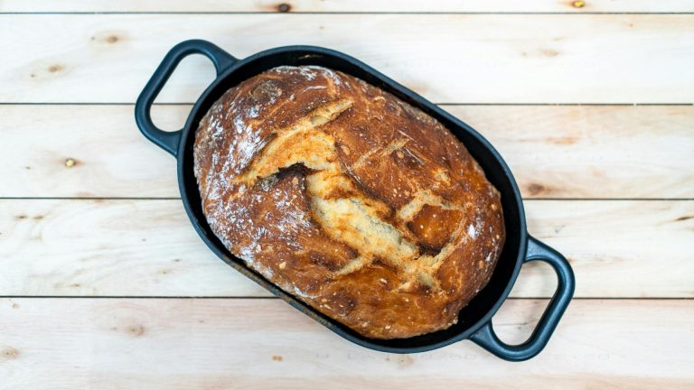 How to bake sourdough without a dutch oven