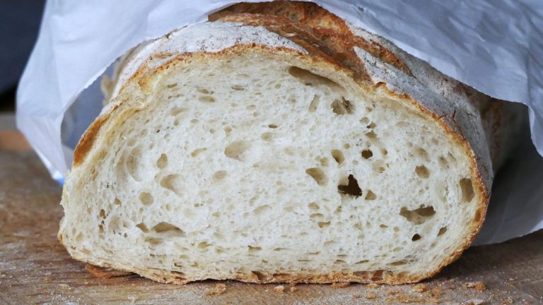 How to freeze sourdough bread (and keep it fresh like the day you baked it)