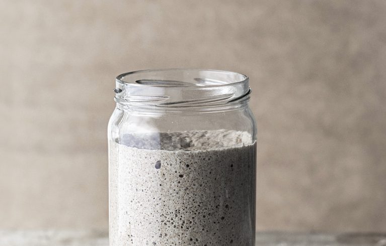 Sourdough starter health and maintenance: how to keep it active 