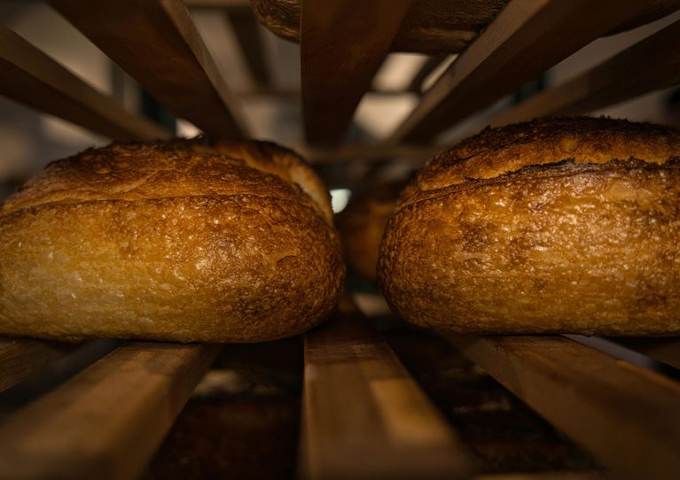 The best bread recipe for beginners: 6 ingredients, zero fancy gear